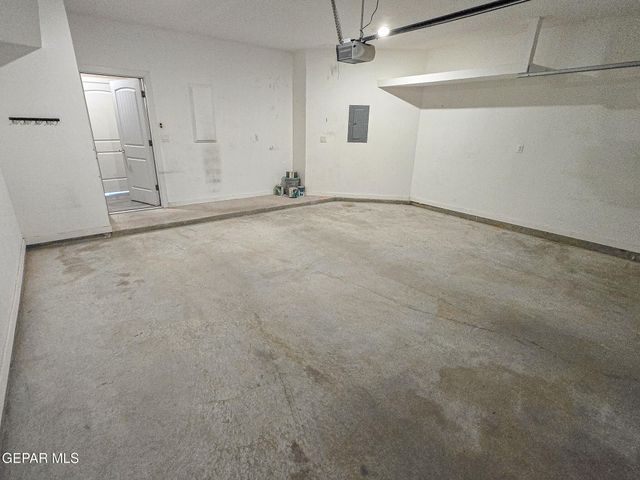 2704 Tierra Oasis Street, El Paso, TX 79938