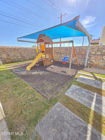 2704 Tierra Oasis Street, El Paso, TX 79938