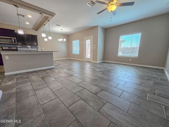 2704 Tierra Oasis Street, El Paso, TX 79938