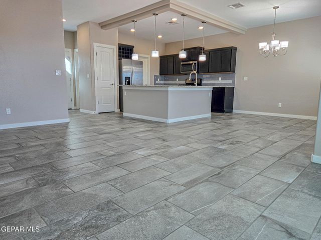 2704 Tierra Oasis Street, El Paso, TX 79938