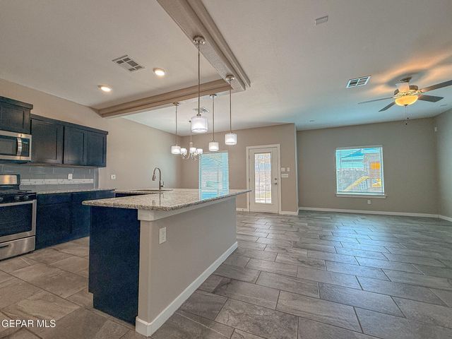 2704 Tierra Oasis Street, El Paso, TX 79938