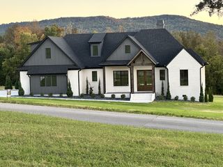 161 Collins Run, Mcminnville, TN 37110