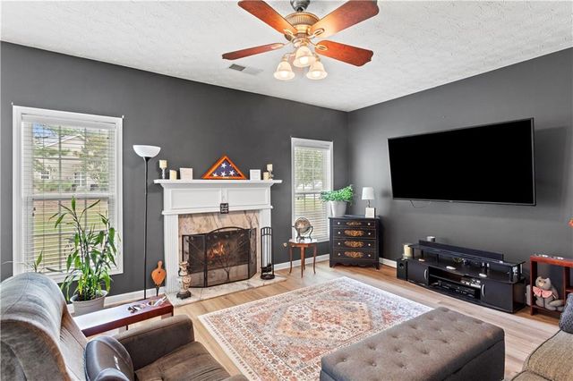 4026 McDowell Drive, Acworth, GA 30101