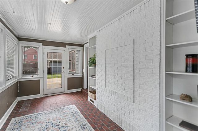 109 W 65th Street, Kansas City, MO 64113
