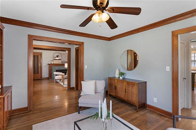 109 W 65th Street, Kansas City, MO 64113