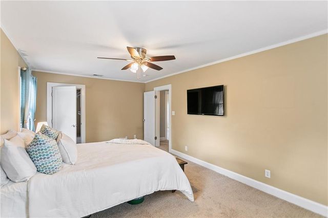 109 W 65th Street, Kansas City, MO 64113