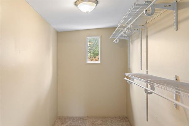 109 W 65th Street, Kansas City, MO 64113