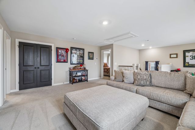 2064 Neill Ln, Cross Plains, TN 37049