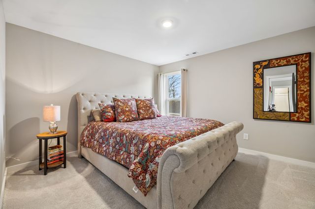 2064 Neill Ln, Cross Plains, TN 37049