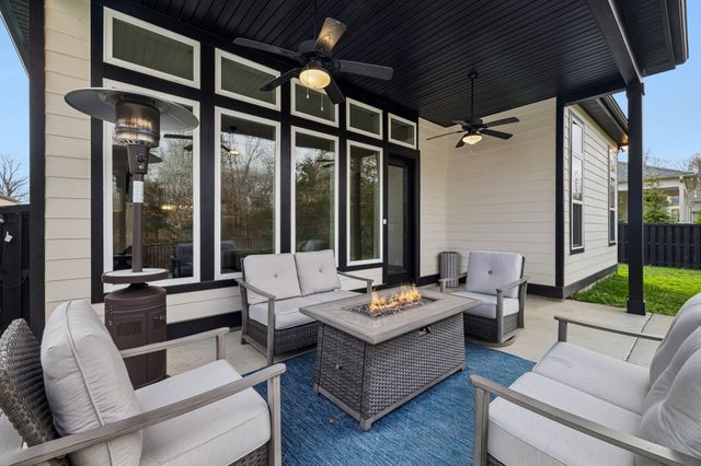 2064 Neill Ln, Cross Plains, TN 37049