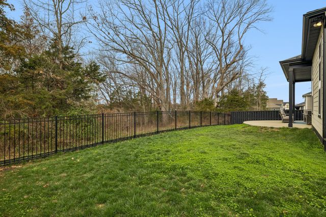 2064 Neill Ln, Cross Plains, TN 37049