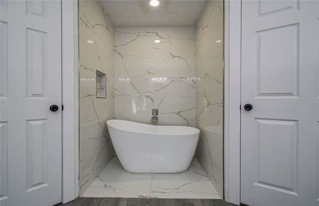 619 River Plantation Drive, Conroe, TX 77302