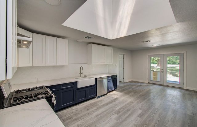 619 River Plantation Drive, Conroe, TX 77302