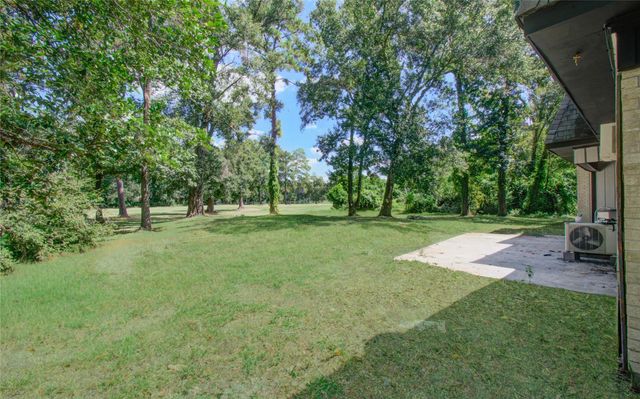 619 River Plantation Drive, Conroe, TX 77302