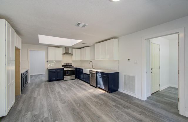 619 River Plantation Drive, Conroe, TX 77302