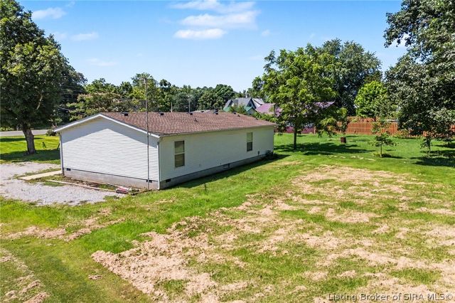 8390 Beech Street SE, Elizabeth, IN 47117