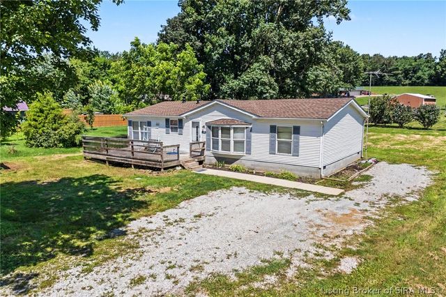 8390 Beech Street SE, Elizabeth, IN 47117