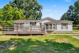 8390 Beech Street SE, Elizabeth, IN 47117