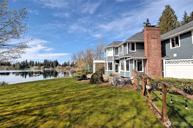 1860 E Island Lake Drive, Shelton, WA 98584