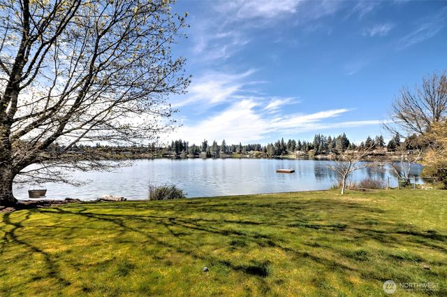 1860 E Island Lake Drive, Shelton, WA 98584