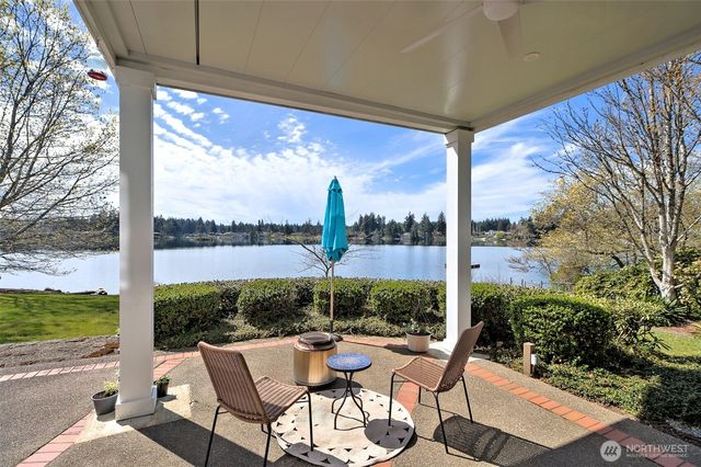 1860 E Island Lake Drive, Shelton, WA 98584