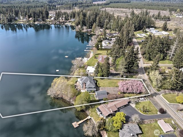1860 E Island Lake Drive, Shelton, WA 98584