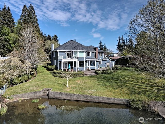 1860 E Island Lake Drive, Shelton, WA 98584