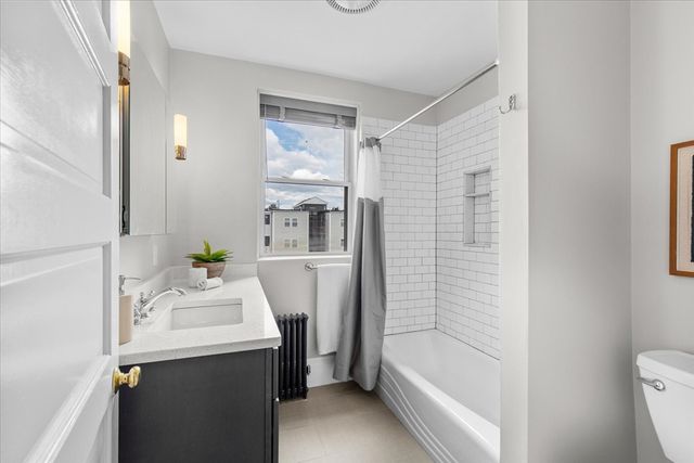 9 Verndale Street 2, Brookline, MA 02446