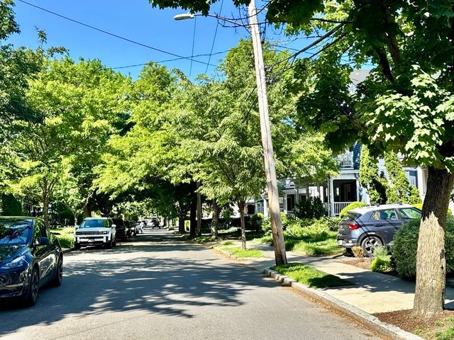 9 Verndale Street 2, Brookline, MA 02446