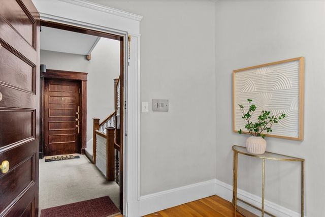 9 Verndale Street 2, Brookline, MA 02446