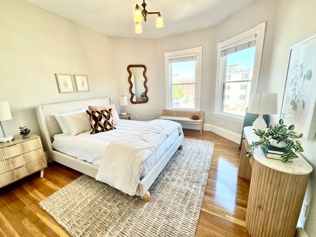 9 Verndale 2, Brookline, MA 02446