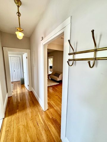 9 Verndale 2, Brookline, MA 02446