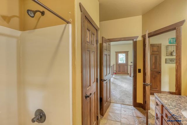 21184 GILDED MOUNTAIN RD, Lead, SD 57754