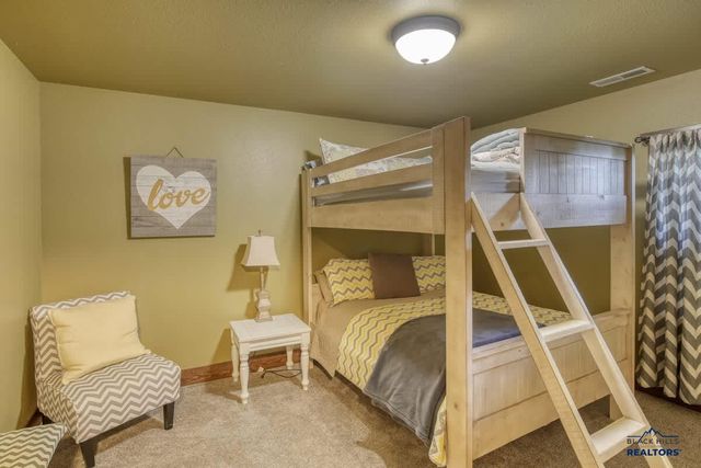 21184 GILDED MOUNTAIN RD, Lead, SD 57754