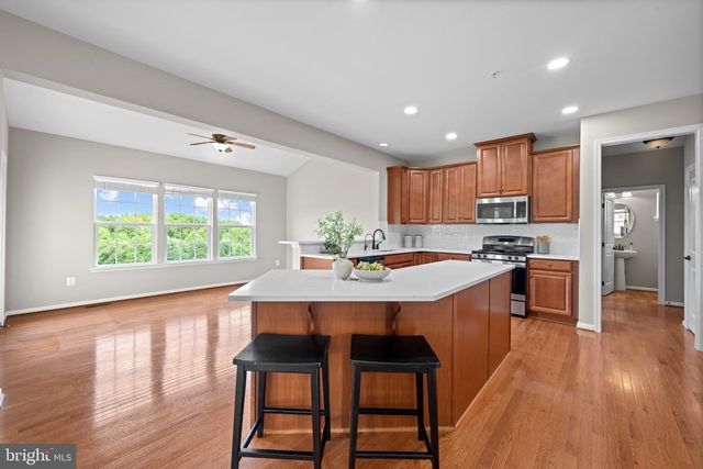 18317 CHELSEA KNOLLS DR, Mount Airy, MD 21771