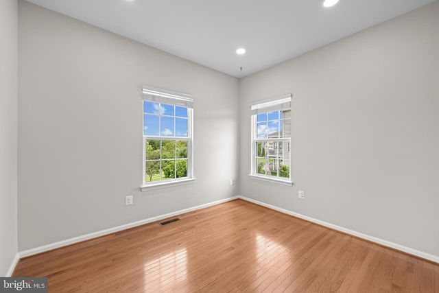 18317 CHELSEA KNOLLS DR, Mount Airy, MD 21771