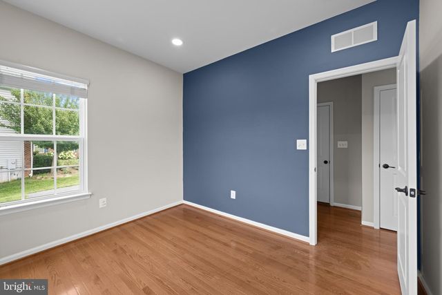 18317 CHELSEA KNOLLS DR, Mount Airy, MD 21771