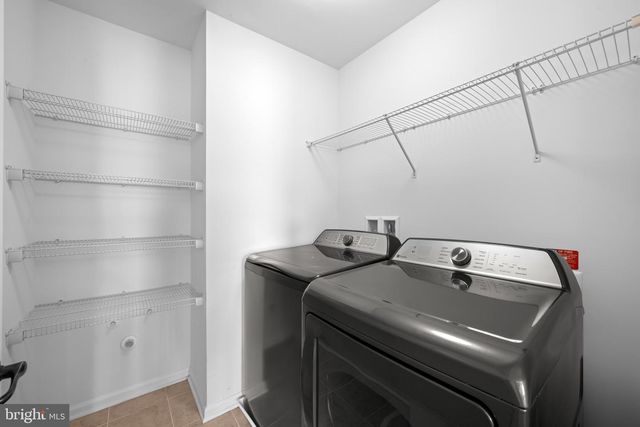 18317 CHELSEA KNOLLS DR, Mount Airy, MD 21771