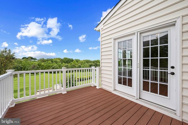 18317 CHELSEA KNOLLS DR, Mount Airy, MD 21771