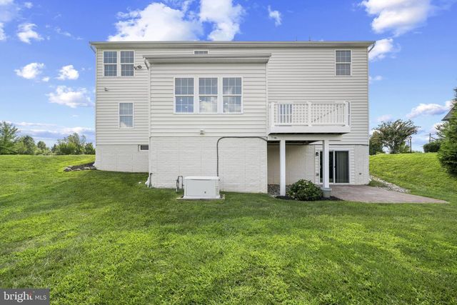 18317 CHELSEA KNOLLS DR, Mount Airy, MD 21771