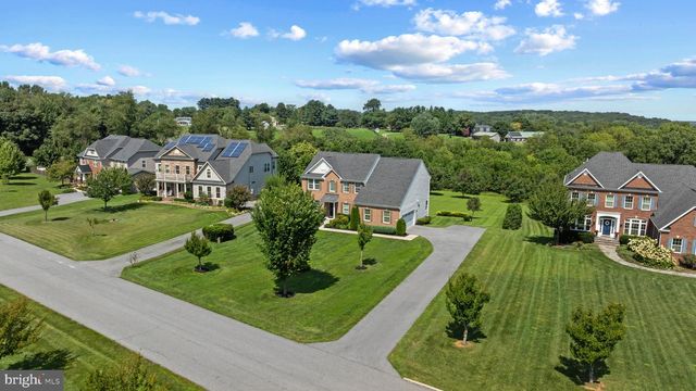 18317 CHELSEA KNOLLS DR, Mount Airy, MD 21771