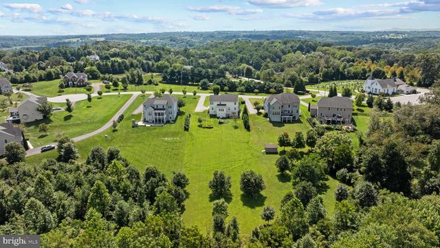 18317 CHELSEA KNOLLS DR, Mount Airy, MD 21771