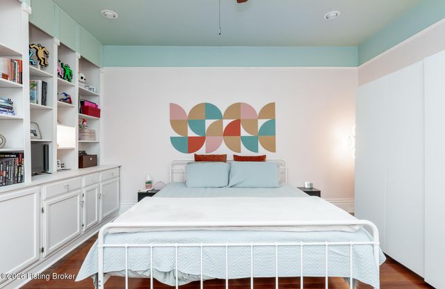 2036 New Main St, Louisville, KY 40206