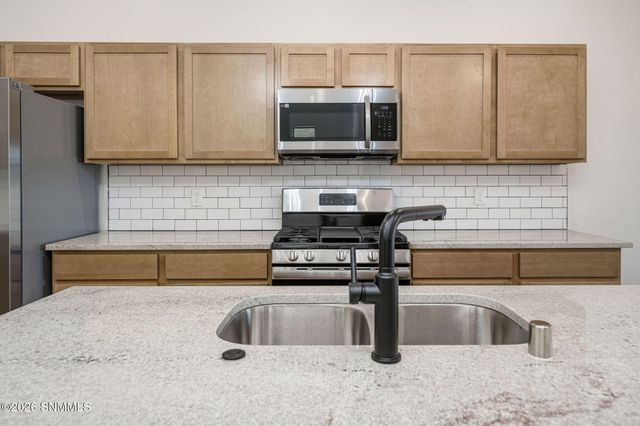 1323 Mission Nuevo Drive, Las Cruces, NM 88011