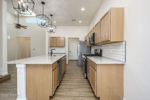 1323 Mission Nuevo Drive, Las Cruces, NM 88011