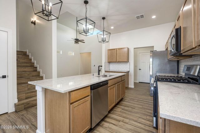 1323 Mission Nuevo Drive, Las Cruces, NM 88011
