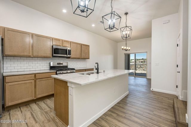 1323 Mission Nuevo Drive, Las Cruces, NM 88011