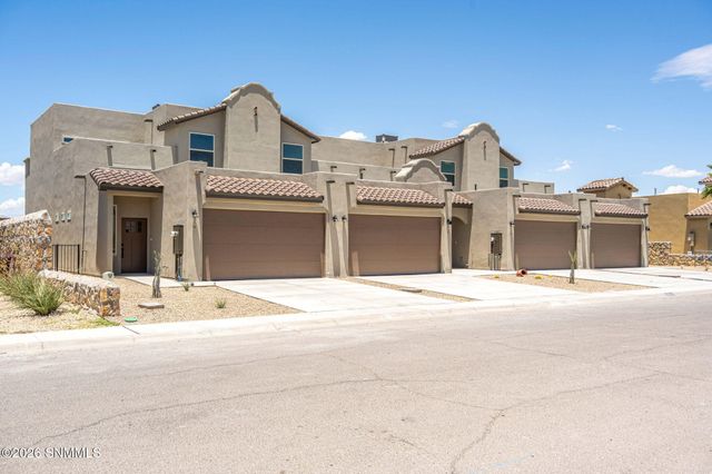 1323 Mission Nuevo Drive, Las Cruces, NM 88011