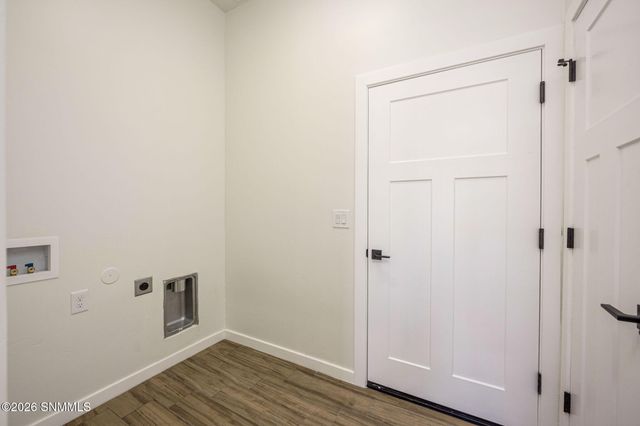 1323 Mission Nuevo Drive, Las Cruces, NM 88011