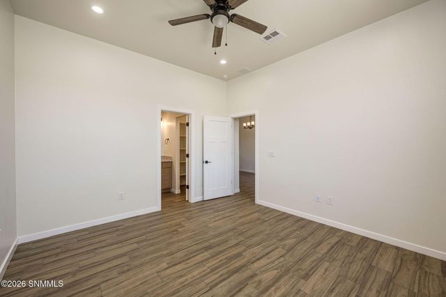 1323 Mission Nuevo Drive, Las Cruces, NM 88011